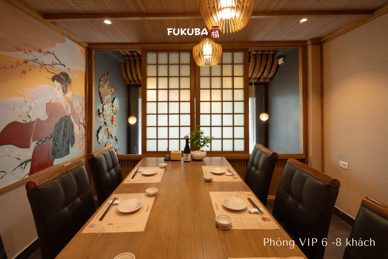 Phòng VIP 6-8 khách